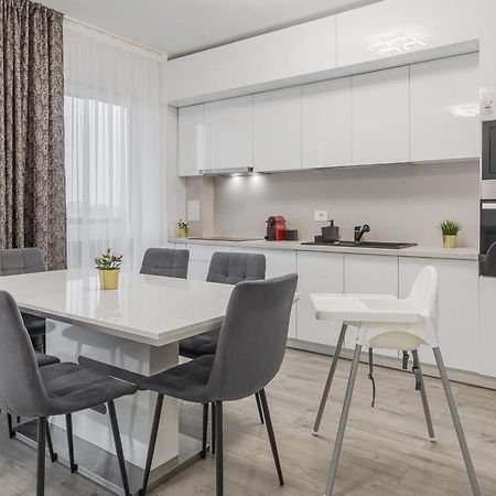 Pure Flat Apartment Oradea Exterior photo